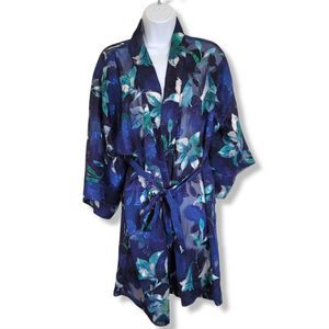 Vintage Expressions California Dynasty lace embroidered robe